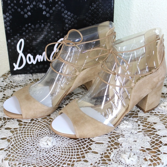 Sam Edelman || Golden Caramel Suede Serene Sandal - Picture 2 of 6